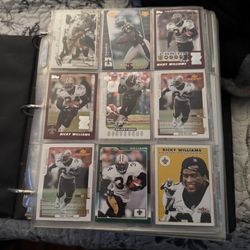 400 Old Football Card In Album In Good Condition