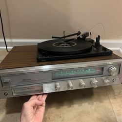Vintage 1970’s Stereo Turn-table Record Player 8 Track 