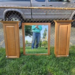 3 Piece Wood Cabinet &Mirror Set