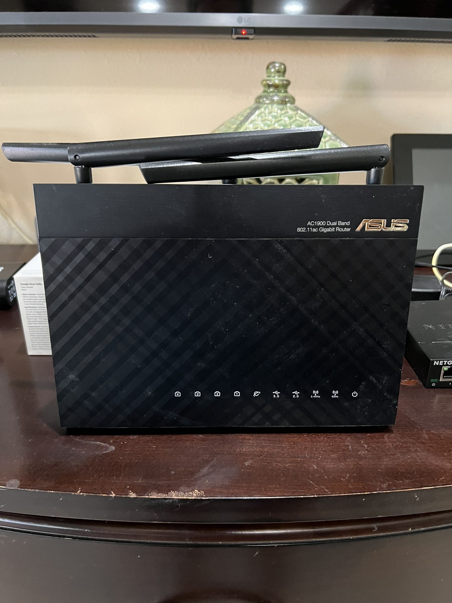 ASUS AC1900 Router