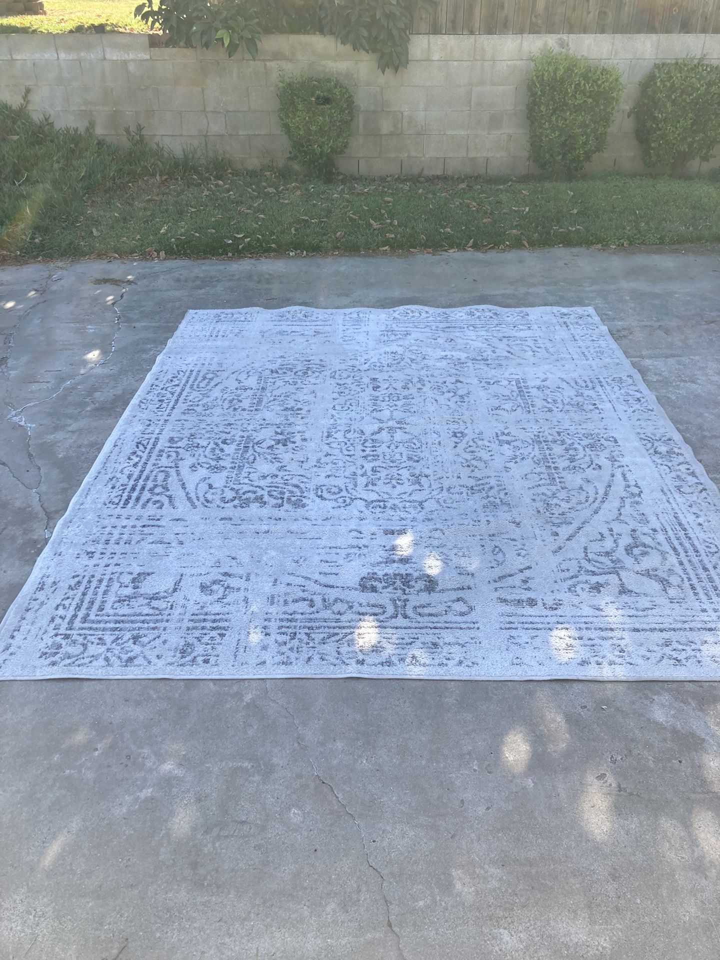 Used Area Rug for Sale in Redlands, CA - OfferUp