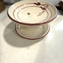 Vtg Studio Pottery Pedestal Soap Dish with Drain Hole 