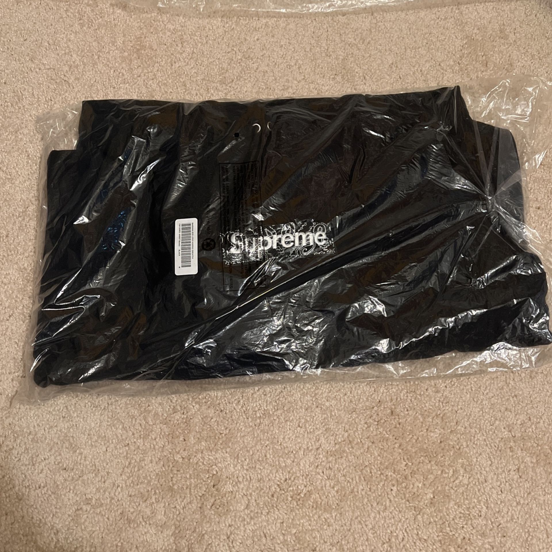Supreme FW19 Bandana Box Logo Hooded Sweatshirt Black Size Medium