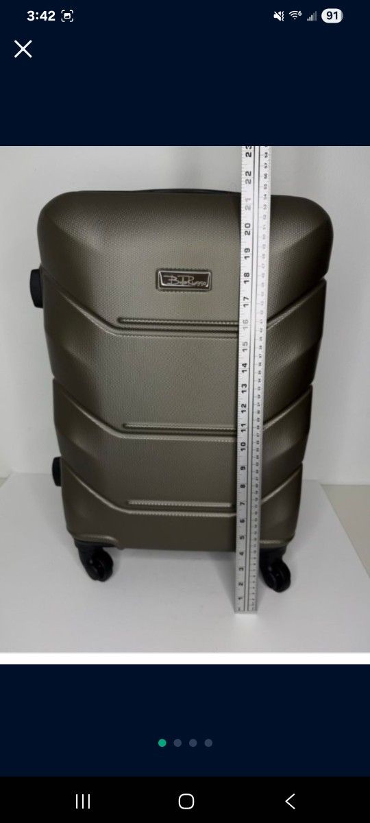 New Bella Russo Hardcase 20" Spinner Luggage Bag Carrier New I Deliver