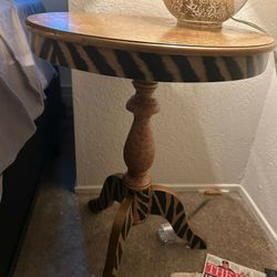 Animal Print Circle Table