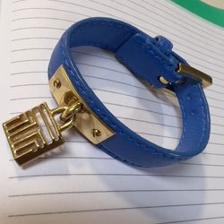 TORY BURCH Women’s Blue Basic Leather Gold Plated Padlock Charm ID Bracelet