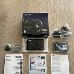 PowerShot SX740 HS