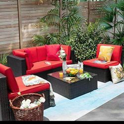 5 piece outdoor patio set (online deal $387 + Free Shipping)