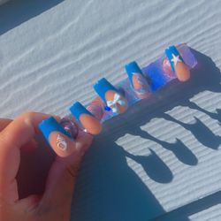 Custom Press-on Nails 