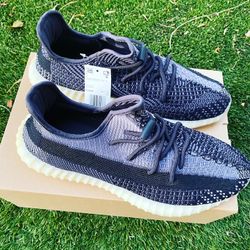 Yeezy Boost V2 350 Carbon Size 13