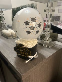 Grad Boutique Flower