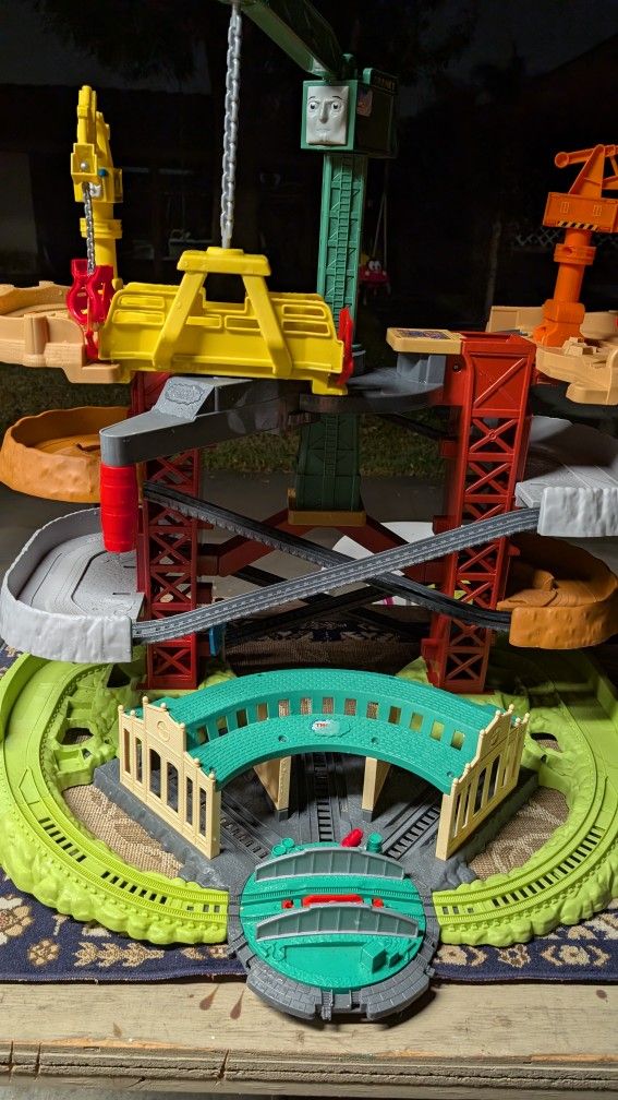 Thomas & Friends Trains & Cranes Super Tower Playset with Thomas Thomas The Train Toy
