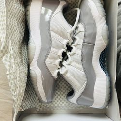 Jordan 11 Cement Greys 