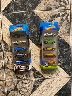 Hot Wheels 5-Pack Bundle Fast & Furious and HW Exotics