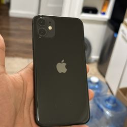iPhone 11 64GB - Like NEW | Unlocked