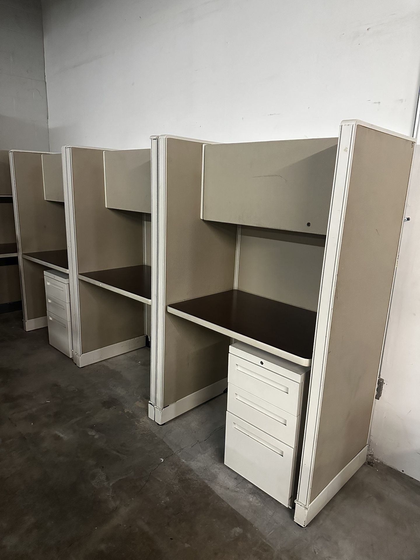 OFFICE CUBICLES DESK SMALL CUBICLES