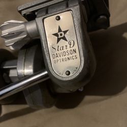  Vintage Star D Davidson Optronics Photo Video Camera Tripod. 