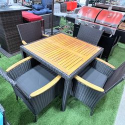 Outdoor Dining Set