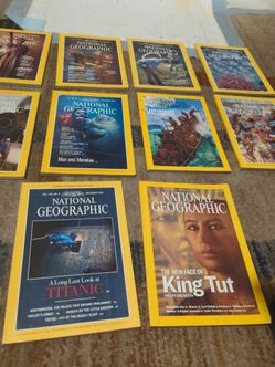 Nineteen national geographic magazine good x