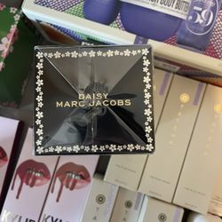 Daisy Mark Jacob’s 