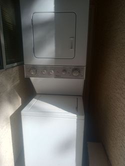 Whirlpool Stacked Washer Dryer Unit