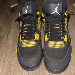 Yellow Thunder 4s