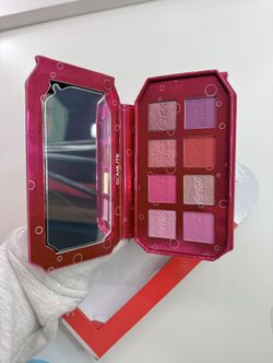 Glamlite X Coca Cola Cherry Pallet 