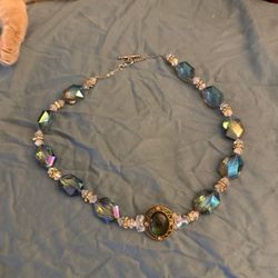 vintage aurora borealis glass crystal necklace