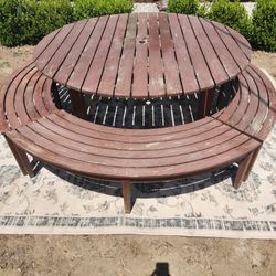 Pottery barn Chesapeake round wood picnic table curved benches patio furniture