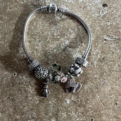 Pandora Braclet With Charms
