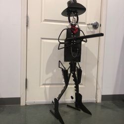 Handcrafted, Metal cowboy statue 👍
