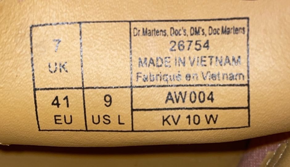 NEW Dr. Martens Smooth Patent Leather Shoes Size 9 White/Black Doc Air Sole