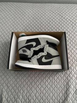 Air Jordan 1 Shadow 2.0  7.5 Men 