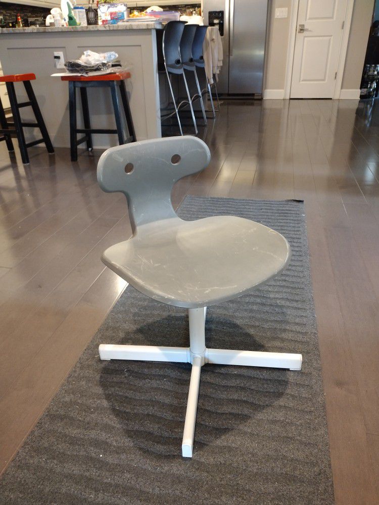Gray And White Mid-century Modern Style Children's Desk Chair Children's Stool