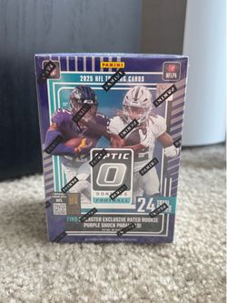 Optic NFL Football 2025 Blaster Box