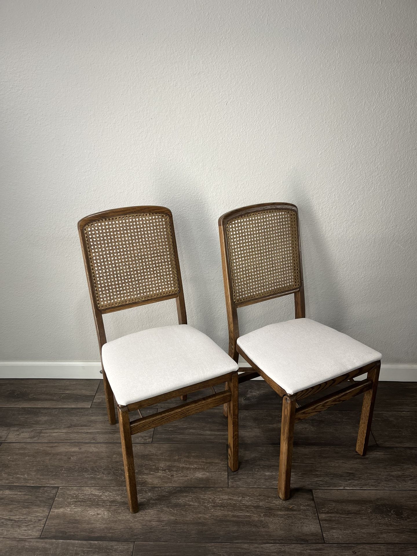 Set of 4 Mid Century Folding Chairs – Vintage Stakmore Wood, Cane Back & Cream Upholstery