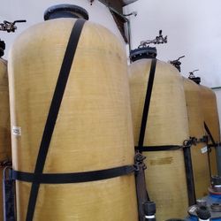 24x72 POLYETHYLENE Di Tanks