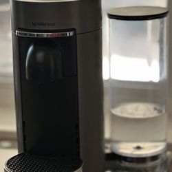 Nespresso Vertuo Next Coffee and Espresso Maker by De'Longhi