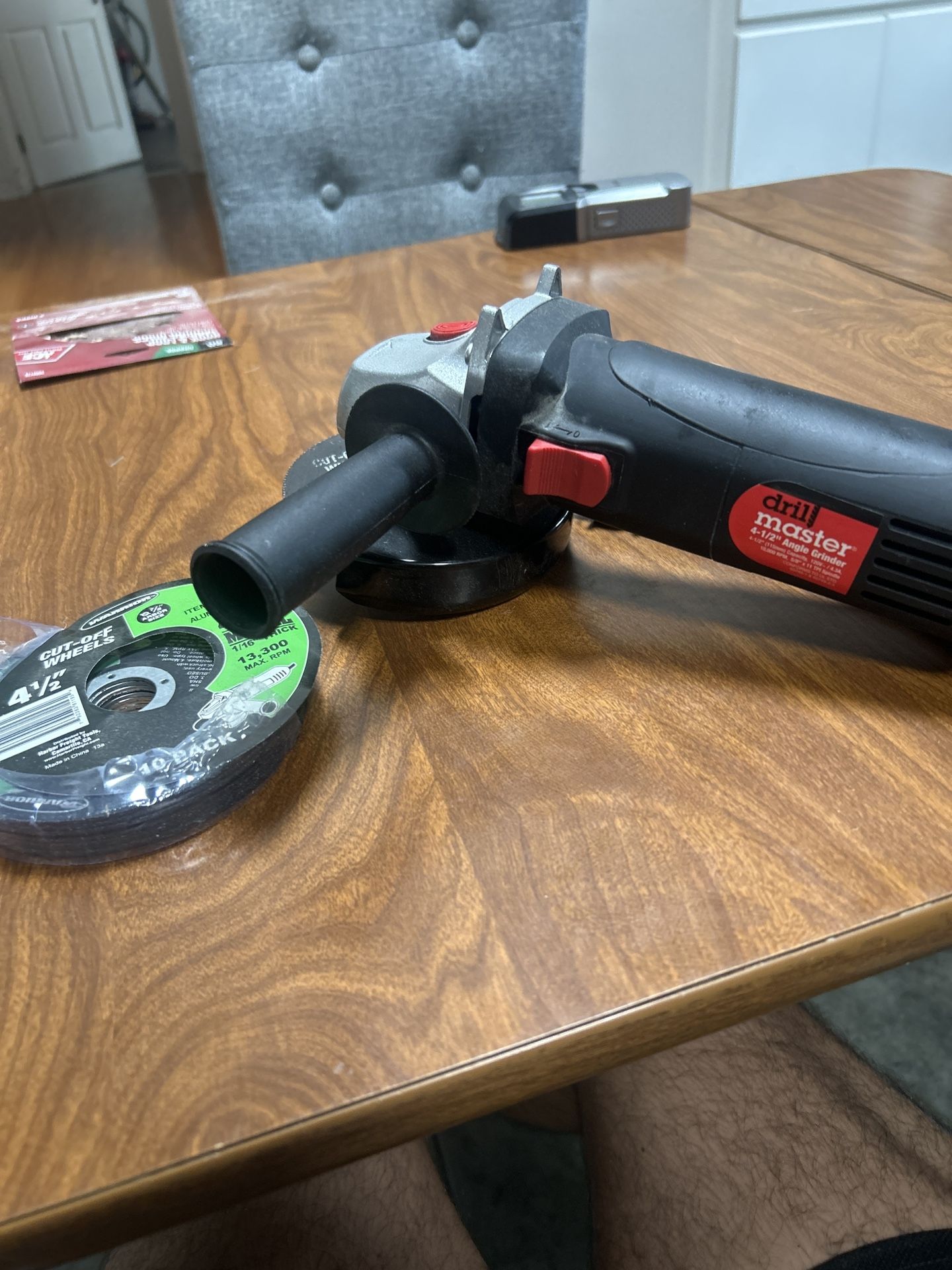 Drill Master 4-1/2” Angle Grinder + Cut-Off Wheels – $10
