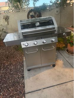 Stainless steel BQQ gas grill