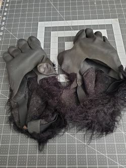 Zagone Studios Men's Gorilla Gloves