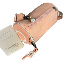 Parchita bolsos y carteras