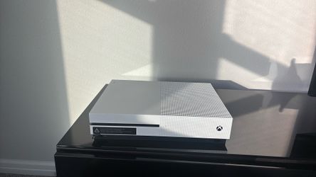 Xbox One S