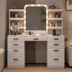 Vanity Table