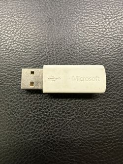 MICROSOFT X821683-030 USB 2.4GHZ TRANSCEIVER V7.0 MODEL: 1423