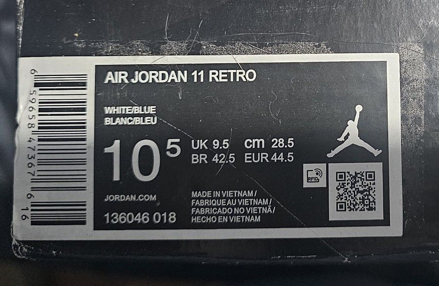 Jordan RETRO 11 size 10.5 Men