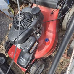 Commercial Hisqurvna Mower. 650 New