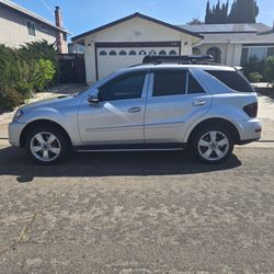 2012 mercedes ML 350 AMG 