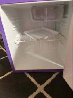 IGLOO MINI FRIDGE