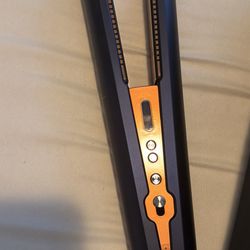 Dyson Straightener 